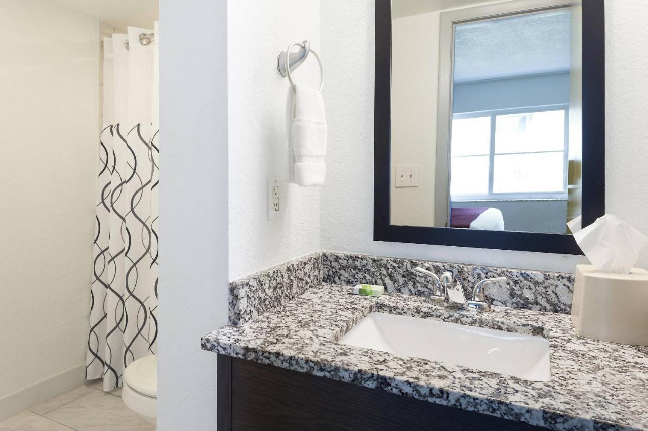 Solara Surfside Hotel Екстериор снимка
